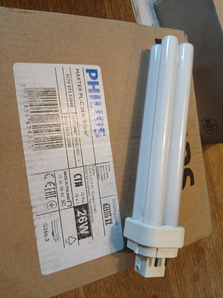 Doos Philips MASTER PL-C 26W/830/4P lamp per doos, Led-lamp, Minder dan 30 watt, Nieuw, E27 (groot)