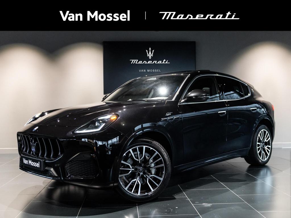 Maserati Grecale 2.0 MHEV GT Auto 4WD 300pk | Stoel- en stuu, Auto's, Maserati, Stof, Gebruikt, 4 cilinders, Zwart