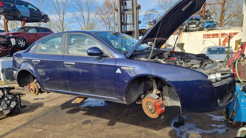 Alfa Romeo 159 1.9 JTS en 1750 TBI voor onderdelen, Ophalen of Verzenden, Gebruikt, Alfa Romeo