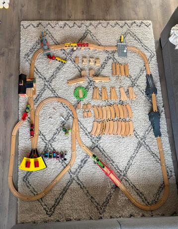 XXL houten treinbaan, banen, bruggen, treinen,  Ikea, Thomas beschikbaar voor biedingen