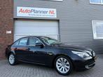 BMW 5-serie 520i Business Line Edition! Clima! Cruise! Navi!, Automaat, Beige, 4 cilinders, 1465 kg