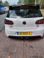 Volkswagen golf 12tsi rl77KW 3D 2012 Wit r20 uitvoering 19 i, Voorwielaandrijving, 65 €/maand, Stof, Zwart