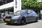 BMW 5-serie 523i Business Line COMFORT STOELEN, LEDER, STOEL, Achterwielaandrijving, Bedrijf, Grijs, 1500 kg