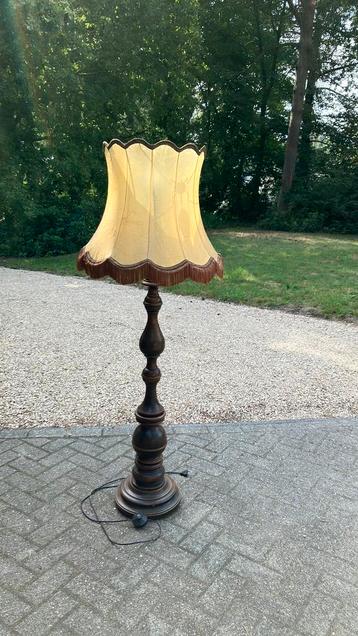 Staande lamp vloerlamp retro 1m60 beschikbaar voor biedingen