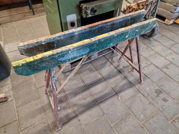 Stevige schragen 200 cm lang beschikbaar voor biedingen