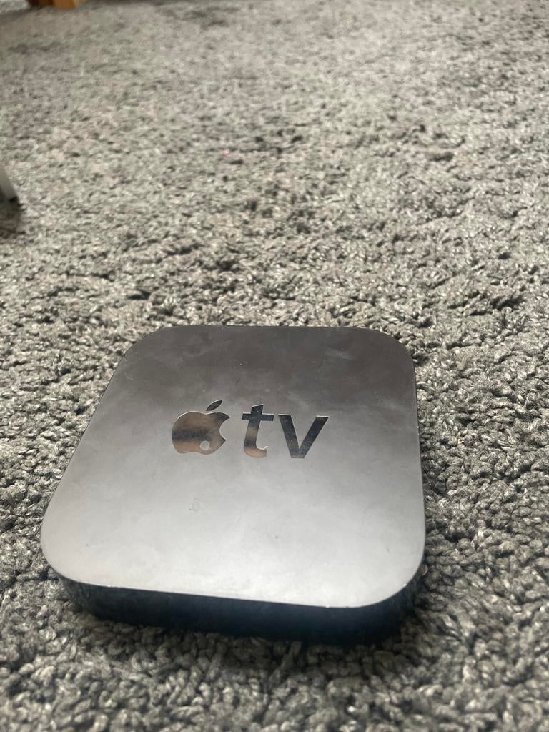 Apple TV met remote en kabel - Heerlen, Ophalen, Zo goed als nieuw, HDMI