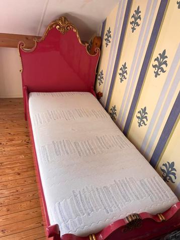 Prinsessen bed  beschikbaar voor biedingen