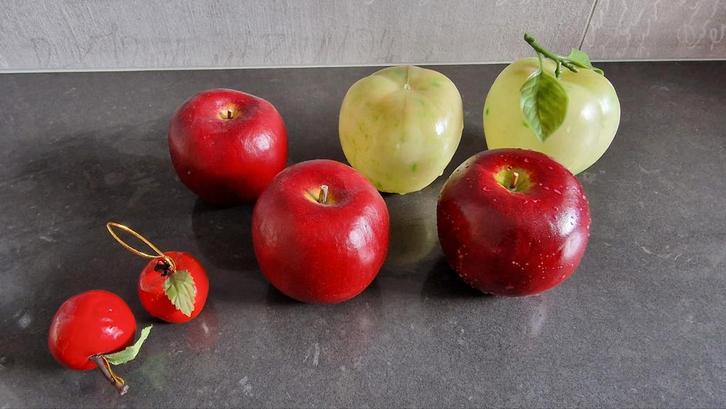 Namaak decoratie sier fruit, 25 stuks, Huis en Inrichting, Woonaccessoires | Overige, Zo goed als nieuw, Ophalen of Verzenden