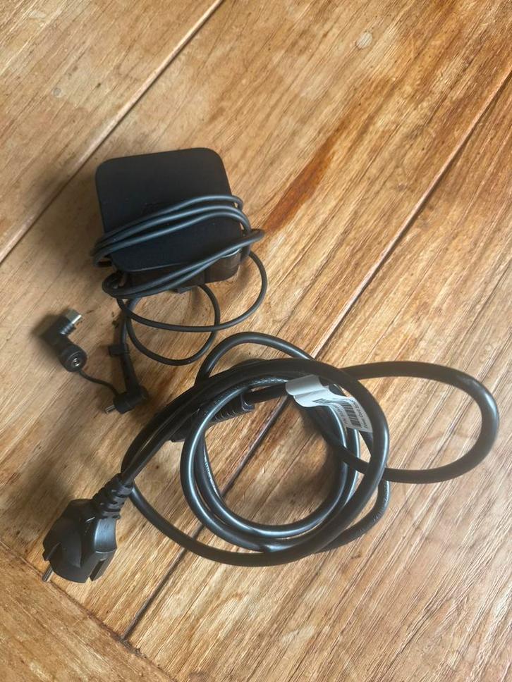 Asus orginele ADP-90YD-D 90wat oplader met USB-C adapter, Computers en Software, Laptop-opladers, Zo goed als nieuw, Ophalen of Verzenden