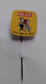Speldje UK65 "speel nooit bij auto's" Veilig Verkeer actie, Verzamelen, Speldjes, Pins en Buttons, Ophalen of Verzenden, Zo goed als nieuw