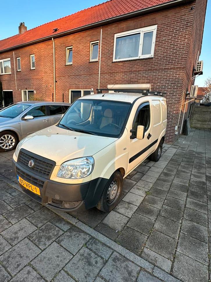Fiat Doblo 1.4 8V 2008, Auto's, Bestelauto's, Particulier, ABS, Airbags, Bluetooth, Dakrails, Elektrische buitenspiegels, Parkeersensor
