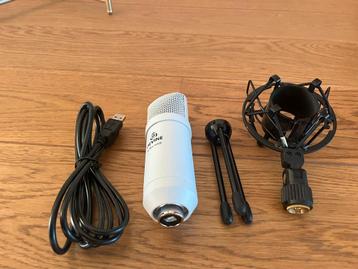 Devine Studiomicrofoon met Accessoires beschikbaar voor biedingen