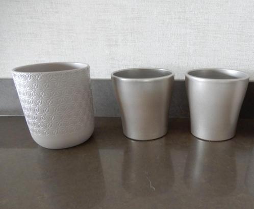 3 Mooie bloempotten, kleur taupe, Tuin en Terras, Bloempotten, Zo goed als nieuw, Aardewerk, Binnen, Balkon, Minder dan 40 cm