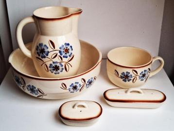 Annaburg Porzellan lampetstel 5-delig 80 jaar oud beschikbaar voor biedingen