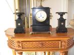 Antieke Franse Pendule / marmer / rond 1890 / loopt perfect, Ophalen