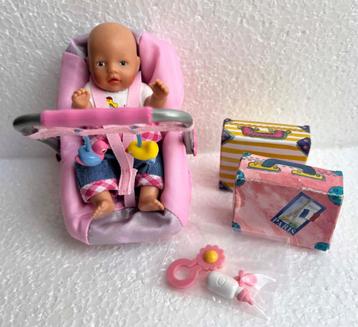 Mini baby born maxi cosi met mini baby born popje beschikbaar voor biedingen