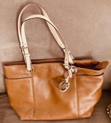 Michael Kors 100 % originele leren tas. Cognac kleur. beschikbaar voor biedingen
