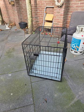 Honden bench zwart  beschikbaar voor biedingen
