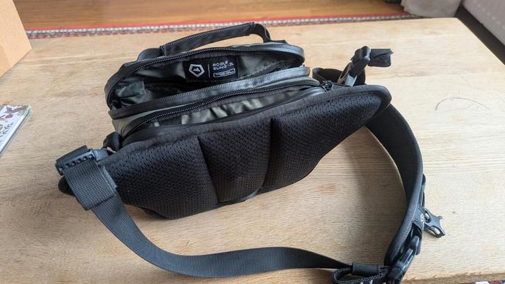 Wandrd Rogue Sling 3L- Perfecte cameratas, Audio, Tv en Foto, Fotografie | Fototassen, Zo goed als nieuw, Schoudertas, Overige merken