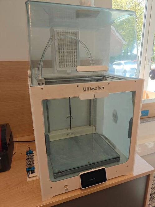 Ultimaker S5 + Air manager + Printkoppen + 33 Roll Filament, Computers en Software, 3D Printers, Zo goed als nieuw, Ingebouwde Wi-Fi