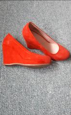Oranje sleehak schoenen mt 37, Pumps, Oranje, Ophalen of Verzenden, Zo goed als nieuw