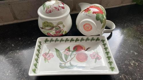 <Engels Portmeirion Pomona roomstel op onderblaadje>, Huis en Inrichting, Keuken | Servies, Nieuw, Overige typen, Overige stijlen