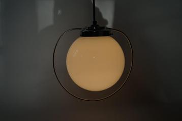 Vintage hanglamp bol glas melkglas chroom metaal art deco. beschikbaar voor biedingen