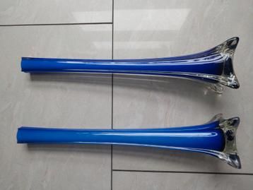 Blauwe slanke vaas, hoogte ca. 40 cm beschikbaar voor biedingen