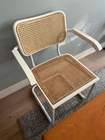 Buisstoel witte buizen rotan webbing beschikbaar voor biedingen