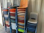 Keetstoelen nieuw kunststof stapelstoelen kuipstoelen tafels, Huis en Inrichting, Stoelen, Ophalen, Nieuw, Metaal, Vijf, Zes of meer stoelen