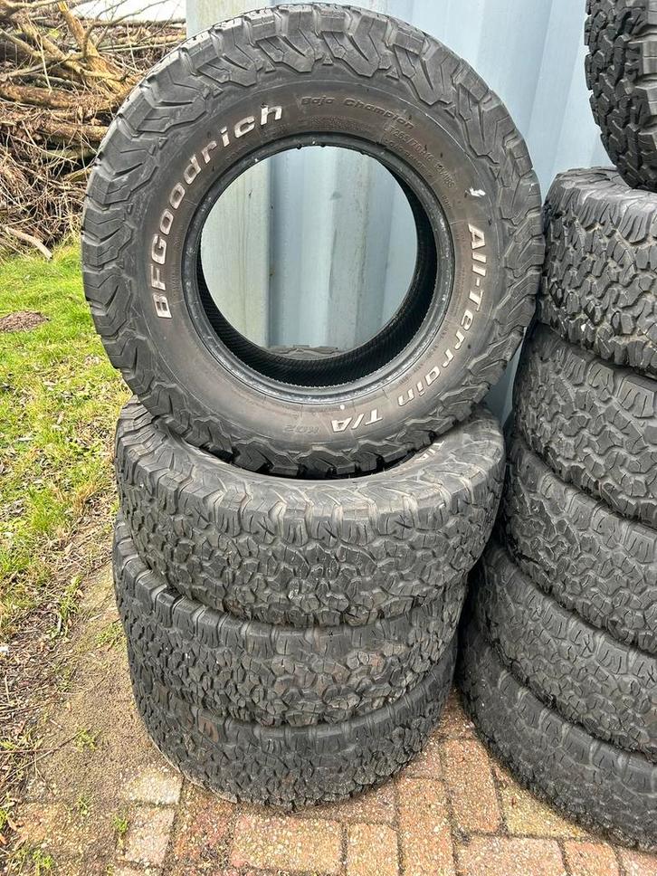 4x Bf Goodrich All Terrain 265-70-16 6mm, Auto-onderdelen, Banden en Velgen, Band(en), All Season, 16 inch, 265 mm, Terreinwagen