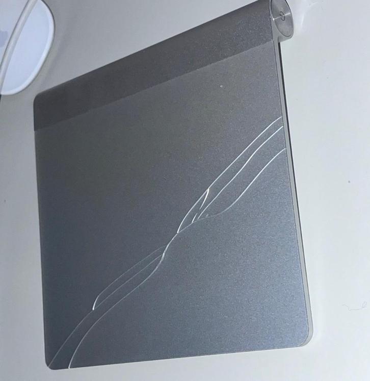 Apple Magic Trackpad 1, Computers en Software, Muizen, Gebruikt, Trackpad, Draadloos, Verzenden