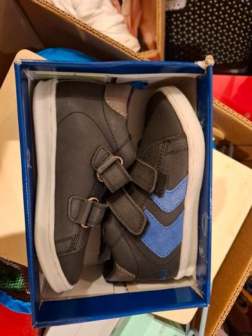 Nieuwe Schoenen Maat 25 beschikbaar voor biedingen