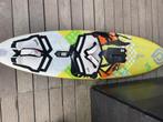 windsurf set wave Goya board Flite sails, Watersport en Boten, Windsurfen, Gebruikt, Minder dan 250 cm, Ophalen of Verzenden, Minder dan 5 m²