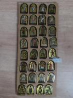 Efteling pins Smidjes 8 jaar gangen compleet., Verzamelen, Efteling, Ophalen, Zo goed als nieuw, Button of Speldje