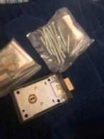 Oplegsloten lips, Ophalen of Verzenden, Zo goed als nieuw, Slot