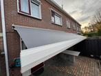 Elektrisch zonnescherm - 5 meter breed, 2.5 meter uitval, Tuin en Terras, Zonneschermen, Ophalen, Gebruikt, 450 cm of meer, Elektrisch
