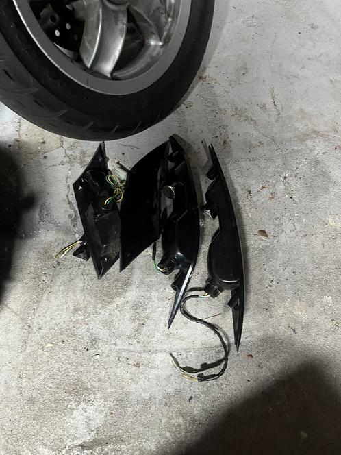 Piaggio zip audi ledjes (moet weg), Fietsen en Brommers, Brommeronderdelen | Scooters, Uitlaat, Ophalen of Verzenden