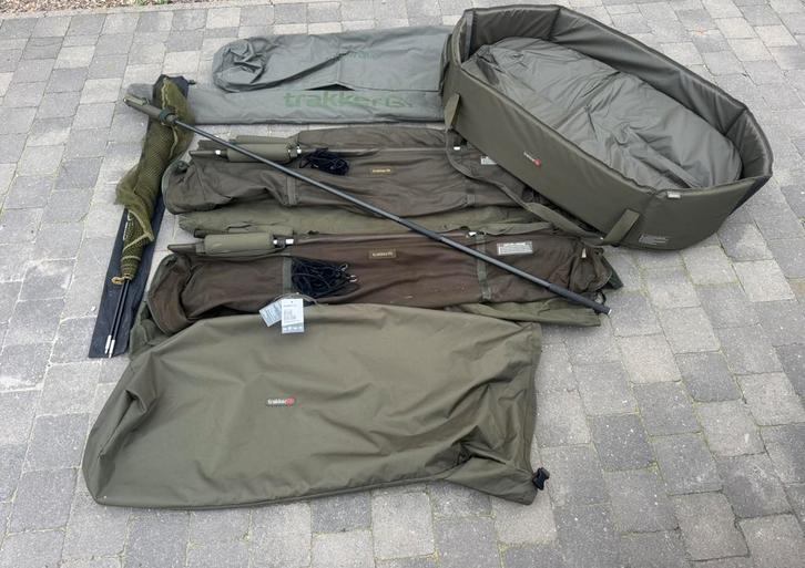 Trakker carpcare set, Watersport en Boten, Hengelsport | Karpervissen, Zo goed als nieuw, Overige typen, Ophalen