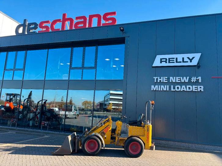 Knikmops 130 - Bouwjaar 2011, Zakelijke goederen, Machines en Bouw | Kranen en Graafmachines, Wiellader of Shovel