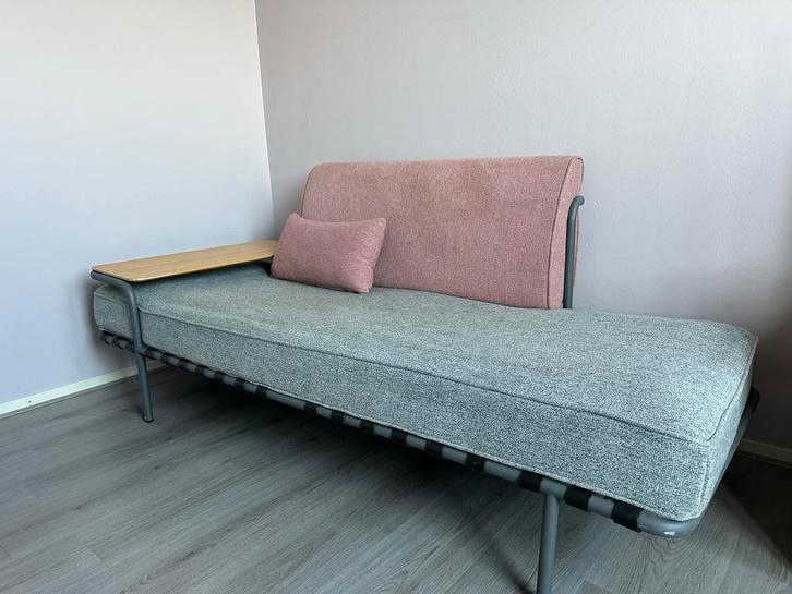 Zuiver star sofa bank, Huis en Inrichting, Banken | Sofa's en Chaises Longues, Zo goed als nieuw, Eenpersoons, 150 tot 200 cm