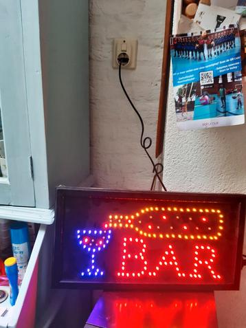 LED Bar Sign - Lichtreclame beschikbaar voor biedingen