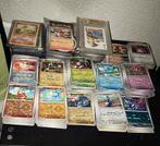Pokemonkaarten +-850 stuks +speciale charizard poker &1st ed, Hobby en Vrije tijd, Ophalen of Verzenden, Zo goed als nieuw, Meerdere kaarten