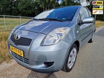 Toyota Yaris 1.3 VVTi Sol pas 87.700km met airco en trekhaak beschikbaar voor biedingen