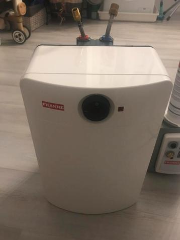 Franke floww daalderop kokendwater boiler 10l close in boily beschikbaar voor biedingen