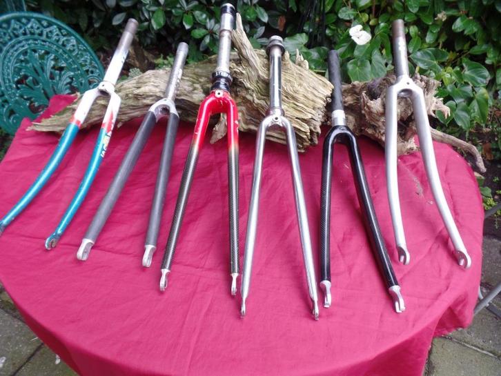 Chinelli sturen e.a.remsets, naven, ELK bod wordt overwogen, Fietsen en Brommers, Fietsonderdelen, Zo goed als nieuw, Racefiets