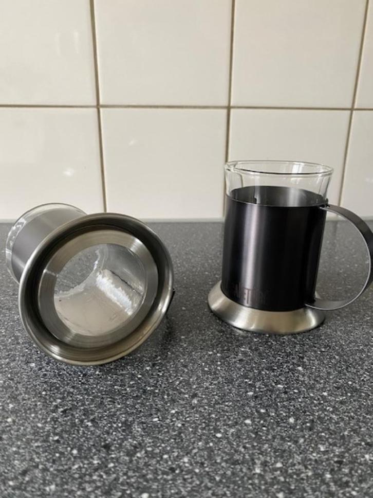 NIEUW: 2x koffie/theeglas La Cafetière glas/metaal/rvs, Huis en Inrichting, Keuken | Servies, Nieuw, Glas of Glazen, Effen, Glas