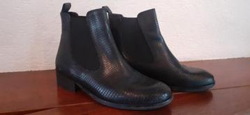 Zwarte enkellaarsjes met reptielprint WOLKY 38 beschikbaar voor biedingen