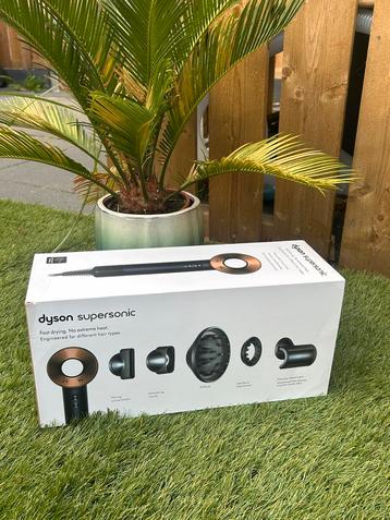 Dyson Supersonic Haardroger beschikbaar voor biedingen