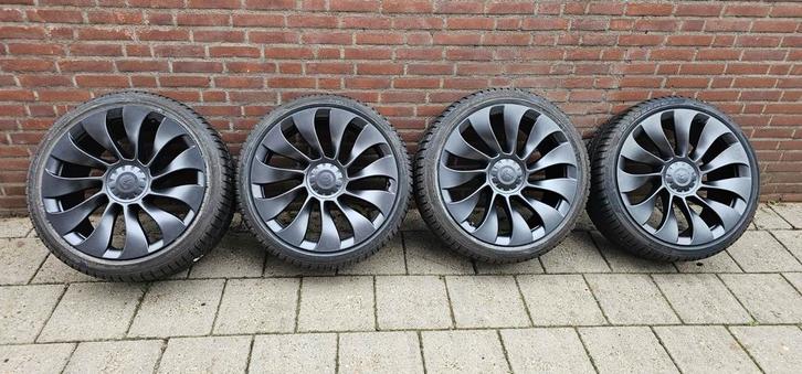 NIEUW Tesla Model Y 21 inch Winterset Velgen, Auto-onderdelen, Banden en Velgen, Banden en Velgen, Winterbanden, 21 inch, 275 mm